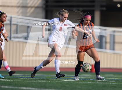 Thumbnail 3 in Lee vs Madison photogallery.