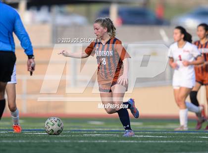 Thumbnail 1 in Lee vs Madison photogallery.