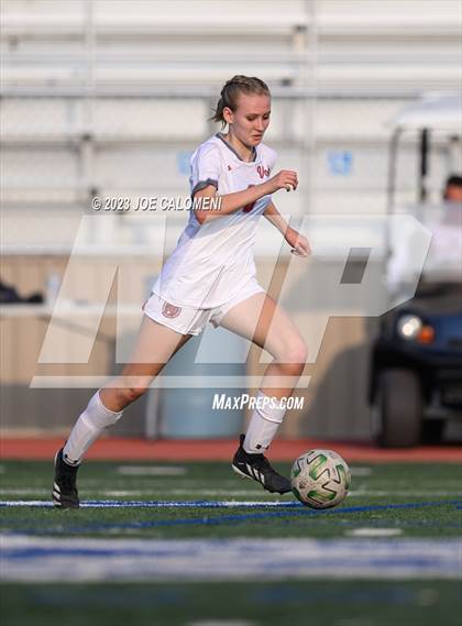 Thumbnail 1 in Lee vs Madison photogallery.
