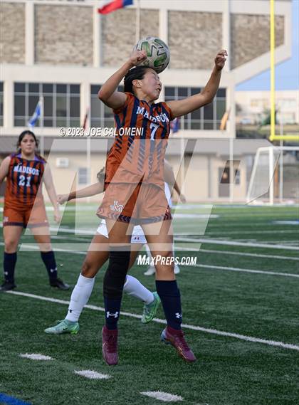 Thumbnail 2 in Lee vs Madison photogallery.