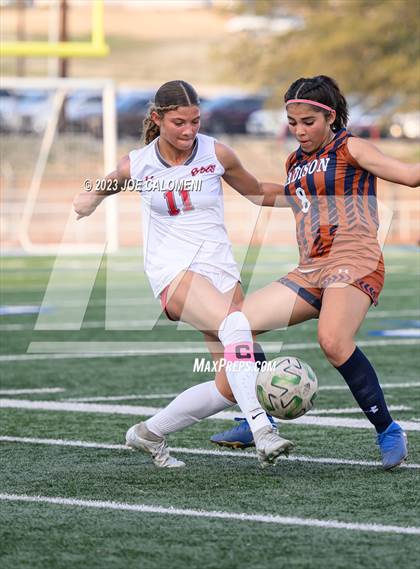 Thumbnail 2 in Lee vs Madison photogallery.