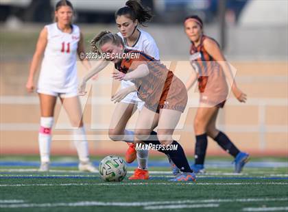 Thumbnail 1 in Lee vs Madison photogallery.