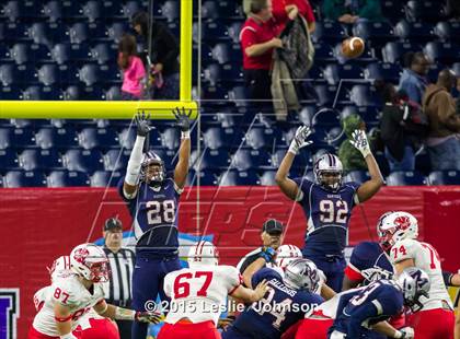 Thumbnail 2 in Katy vs. Manvel (UIL 6A Division II Region III Final) photogallery.