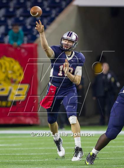 Thumbnail 1 in Katy vs. Manvel (UIL 6A Division II Region III Final) photogallery.