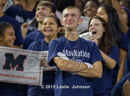 Thumbnail 1 in Katy vs. Manvel (UIL 6A Division II Region III Final) photogallery.