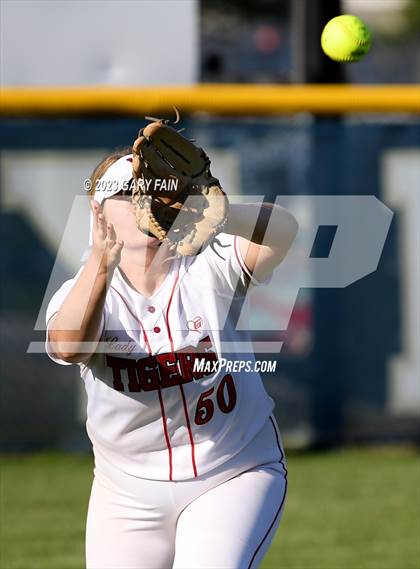Thumbnail 1 in Whitwell @ Soddy Daisy photogallery.