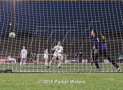 Thumbnail 2 in Lakeshore vs. Benjamin Franklin (LHSAA D2 Final) photogallery.