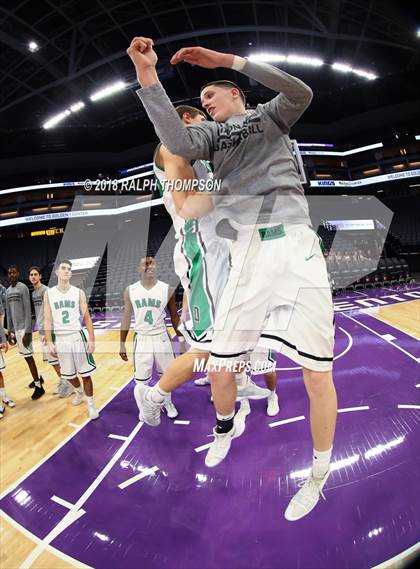 Thumbnail 2 in Dixon vs. Colfax (@ Golden 1 Center) photogallery.