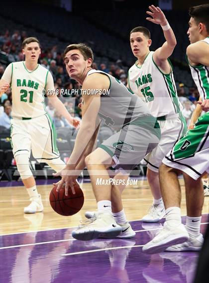 Thumbnail 3 in Dixon vs. Colfax (@ Golden 1 Center) photogallery.