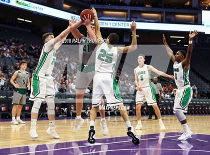 Thumbnail 3 in Dixon vs. Colfax (@ Golden 1 Center) photogallery.