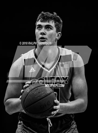 Thumbnail 1 in Dixon vs. Colfax (@ Golden 1 Center) photogallery.