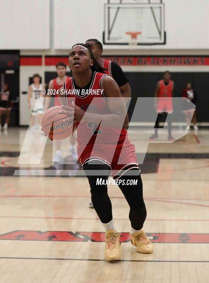 Thumbnail 2 in Park Tudor vs. Covenant Christian (IHSAA 2A Sectional S43 Semifinals) photogallery.