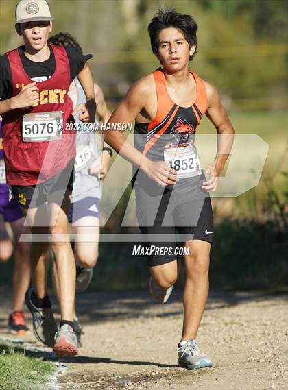 Thumbnail 2 in Longs Peak Invitational photogallery.