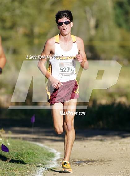 Thumbnail 1 in Longs Peak Invitational photogallery.
