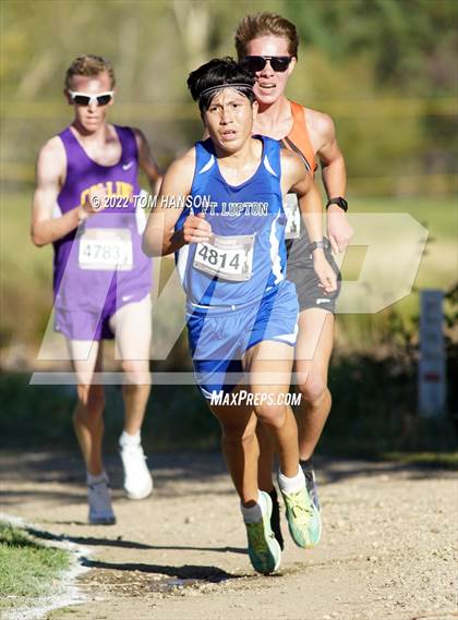 Thumbnail 2 in Longs Peak Invitational photogallery.
