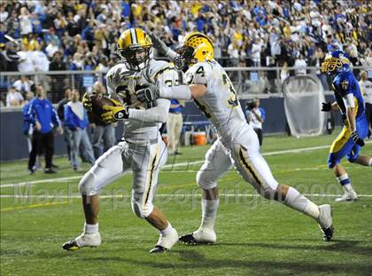 Thumbnail 2 in Edison vs. Fountain Valley photogallery.