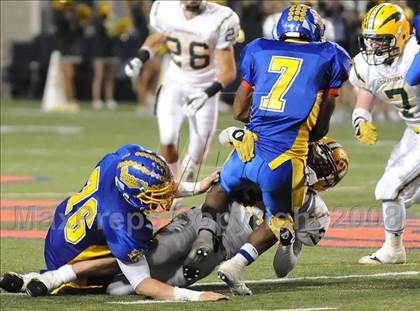 Thumbnail 2 in Edison vs. Fountain Valley photogallery.