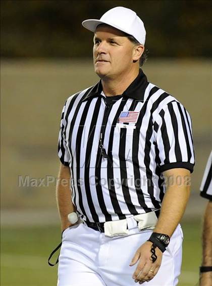 Thumbnail 2 in Edison vs. Fountain Valley photogallery.