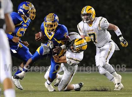 Thumbnail 2 in Edison vs. Fountain Valley photogallery.