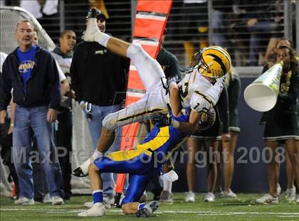 Thumbnail 2 in Edison vs. Fountain Valley photogallery.