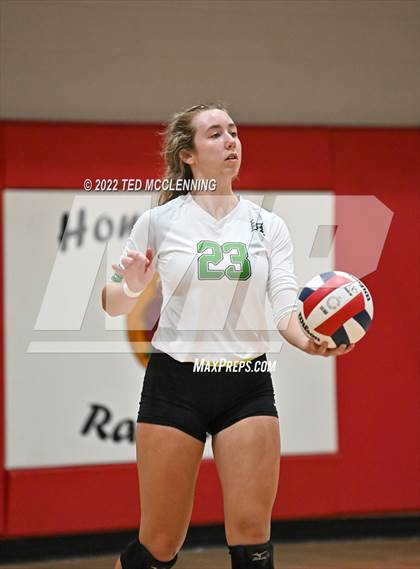 Thumbnail 1 in Hoxie vs. Mayflower (AAA 3A State Playoffs 1st round) photogallery.