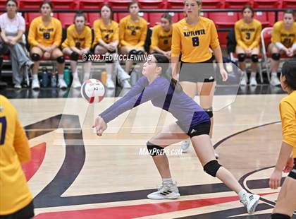 Thumbnail 2 in Hoxie vs. Mayflower (AAA 3A State Playoffs 1st round) photogallery.