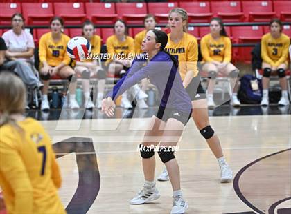 Thumbnail 3 in Hoxie vs. Mayflower (AAA 3A State Playoffs 1st round) photogallery.