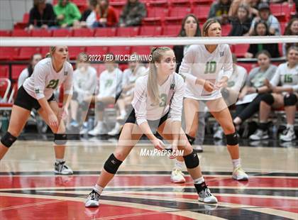 Thumbnail 1 in Hoxie vs. Mayflower (AAA 3A State Playoffs 1st round) photogallery.