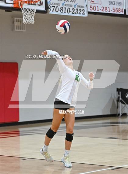 Thumbnail 1 in Hoxie vs. Mayflower (AAA 3A State Playoffs 1st round) photogallery.