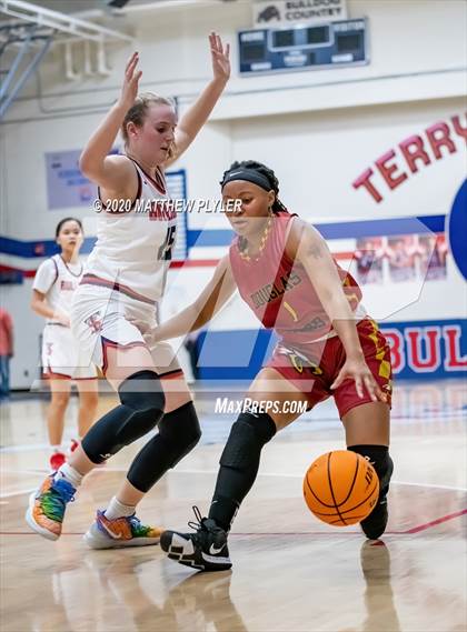 Thumbnail 1 in Douglas Byrd @ Terry Sanford photogallery.