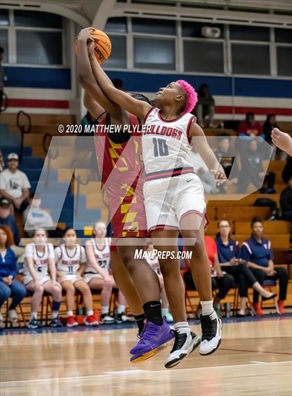 Thumbnail 3 in Douglas Byrd @ Terry Sanford photogallery.