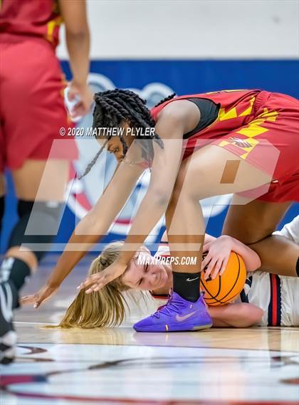 Thumbnail 2 in Douglas Byrd @ Terry Sanford photogallery.