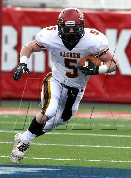 Thumbnail 2 in William Floyd vs. Sachem East photogallery.