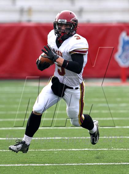 Thumbnail 3 in William Floyd vs. Sachem East photogallery.