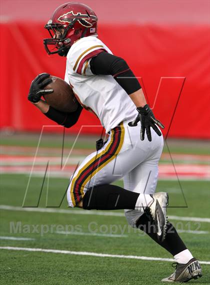 Thumbnail 2 in William Floyd vs. Sachem East photogallery.