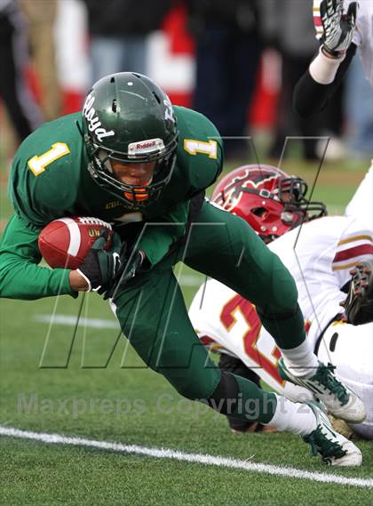 Thumbnail 1 in William Floyd vs. Sachem East photogallery.