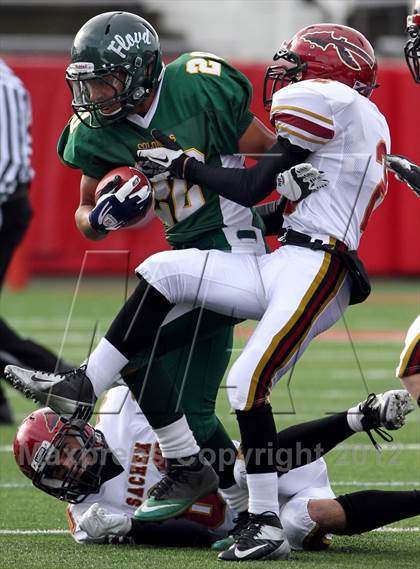 Thumbnail 3 in William Floyd vs. Sachem East photogallery.