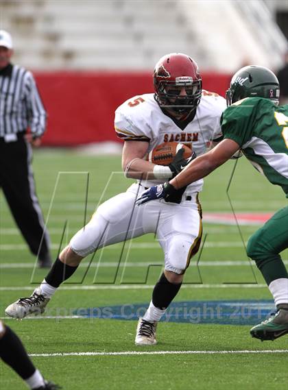 Thumbnail 2 in William Floyd vs. Sachem East photogallery.