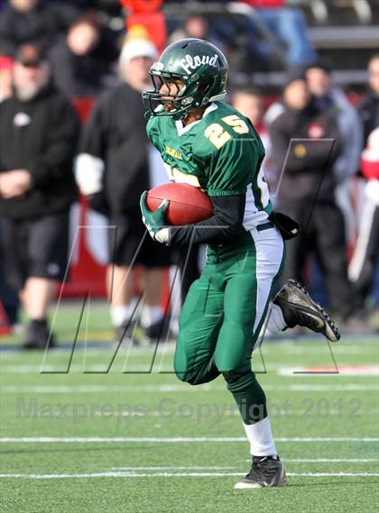 Thumbnail 2 in William Floyd vs. Sachem East photogallery.