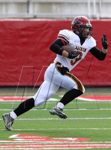 Thumbnail 2 in William Floyd vs. Sachem East photogallery.