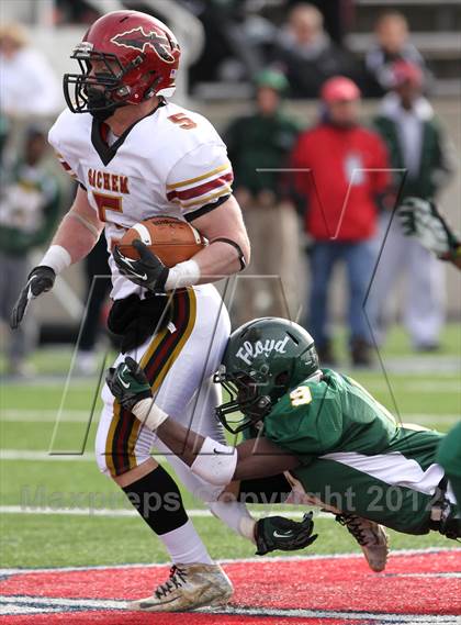 Thumbnail 1 in William Floyd vs. Sachem East photogallery.