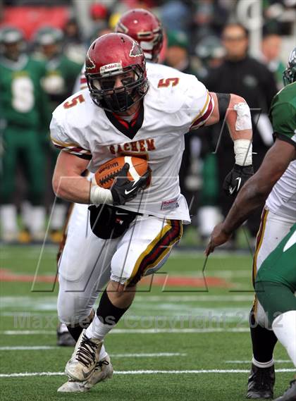 Thumbnail 1 in William Floyd vs. Sachem East photogallery.