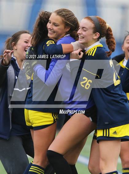 Thumbnail 3 in Spencerport vs. Brighton (NYSPHAA Class A Final)  photogallery.