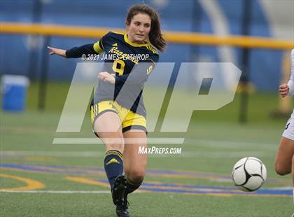 Thumbnail 2 in Spencerport vs. Brighton (NYSPHAA Class A Final)  photogallery.