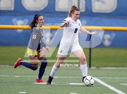 Thumbnail 2 in Spencerport vs. Brighton (NYSPHAA Class A Final)  photogallery.