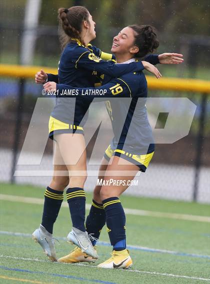 Thumbnail 1 in Spencerport vs. Brighton (NYSPHAA Class A Final)  photogallery.