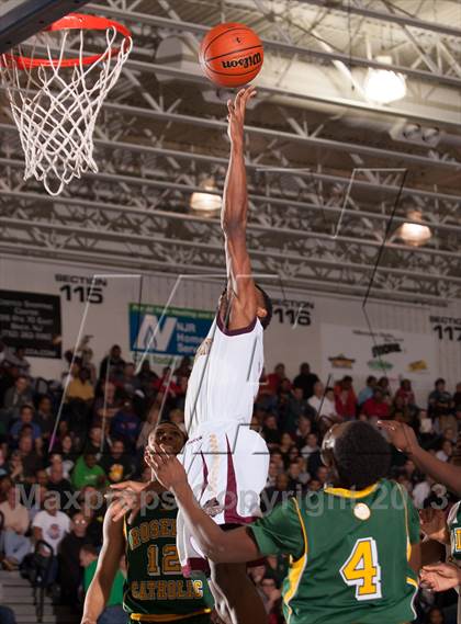 Thumbnail 3 in Roselle Catholic vs St. Anthony (NJSIAA Non-Public B Final) photogallery.