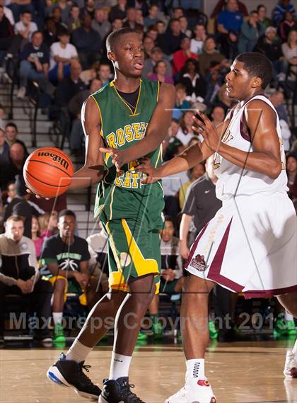 Thumbnail 2 in Roselle Catholic vs St. Anthony (NJSIAA Non-Public B Final) photogallery.