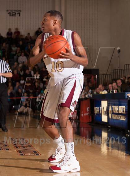Thumbnail 1 in Roselle Catholic vs St. Anthony (NJSIAA Non-Public B Final) photogallery.