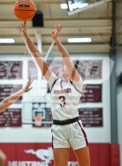 Thumbnail 2 in Dover @ Perryville photogallery.